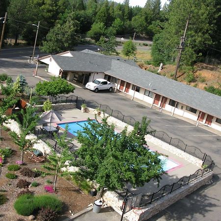 Mother Lode Motel เพลเซอร์วิลล์ ภายนอก รูปภาพ